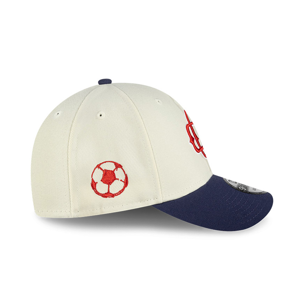 New Era 940 Lmx Stencil Chivas image number null