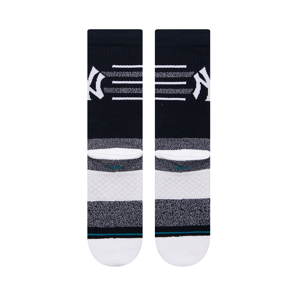 Stance Closer New York Yankees image number null